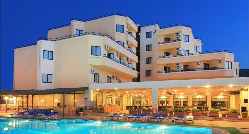 Idas Club Hotel 이츠멜레르 외부 사진